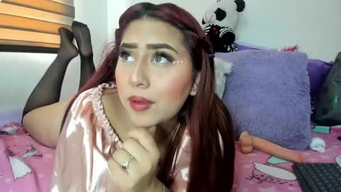 Snapshot of antonella4you chatting on February 8, 4:04 pm antonella4you online show from February 8, 4:04 pm