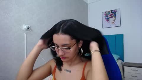 Antonella online show from February 25, 1:00 pm