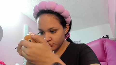 ANTONELLA online show from December 4, 11:56 am