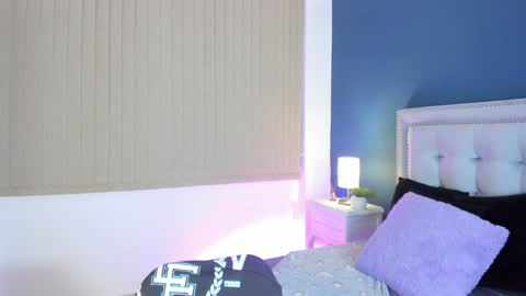 Sarah online show from December 3, 12:16 pm