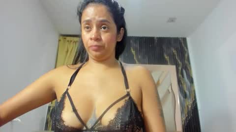 AntonellaTawer online show from September 15, 2:31 am