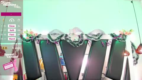 A N T O N E L L E  online show from December 16, 11:16 am