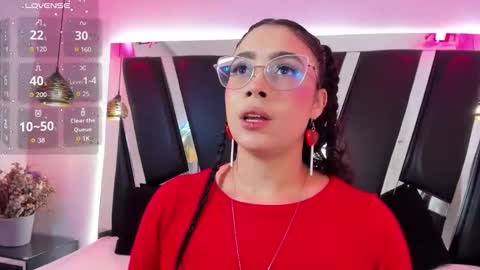 A N T O N E L L E  online show from September 30, 11:38 am