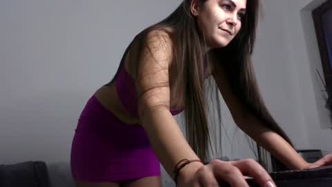 Antonia online show from January 4, 5:27 am