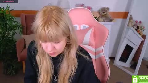 antonia_ferrero online show from October 27, 12:55 pm