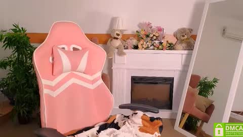 Snapshot of antonia_ferrero chatting on November 2, 8:07 am antonia_ferrero online show from November 2, 8:07 am