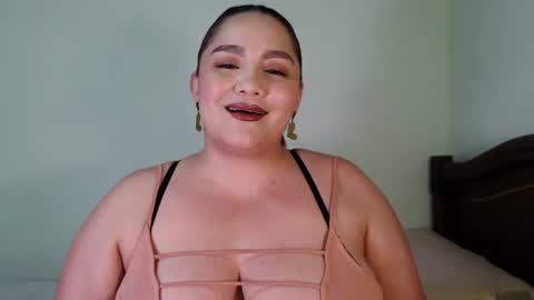 antonia online show from October 22, 4:12 pm