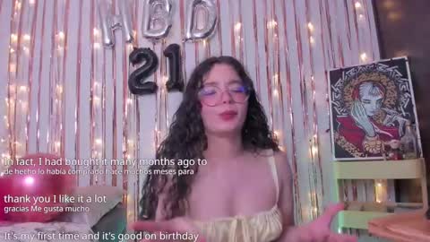 Antonia online show from December 16, 3:08 am
