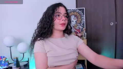 Antonia online show from December 9, 2:02 am