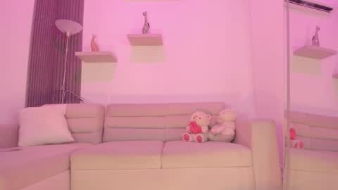 Snapshot of anuskah chatting on September 13, 9:01 pm Ana online show from September 13, 9:01 pm