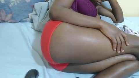 Snapshot of anya_h chatting on November 1, 6:56 pm Gracious online show from November 1, 6:56 pm