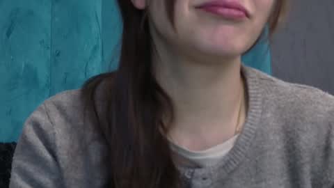 AnyaHappiness online show from February 18, 7:07 am