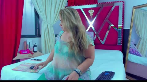 Anyela  online show from December 2, 10:43 pm