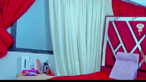 Anyela  online show from December 5, 3:37 am