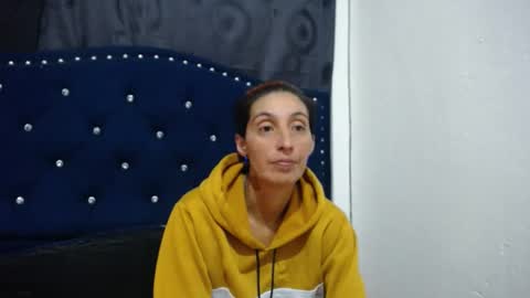 anyu online show from January 11, 9:57 am