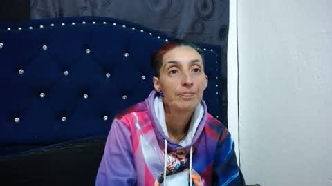 anyu online show from February 15, 9:16 am