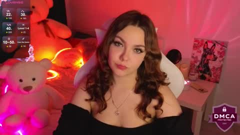 Aphelia online show from October 14, 4:42 pm