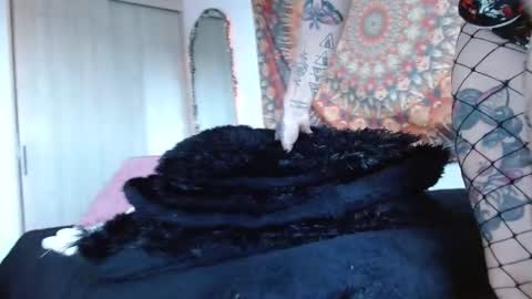 Snapshot of aphrodite__bloom chatting on September 9, 10:42 pm aphrodite__bloom online show from September 9, 10:42 pm