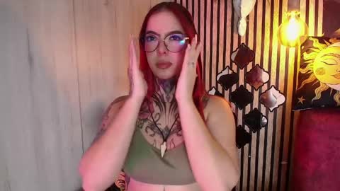 aphrodite__bloom online show from May 16, 10:42 pm