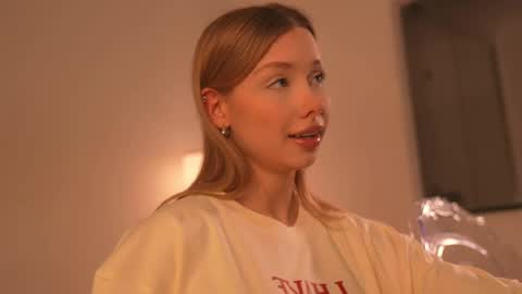 Snapshot of april_blush chatting on March 1, 3:05 pm BETH NEXT STREAM ON WEDNESDAY online show from March 1, 3:05 pm