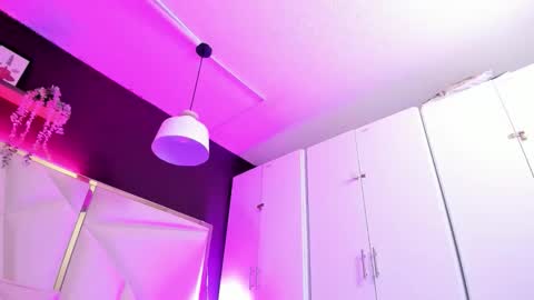 April online show from March 17, 12:09 pm