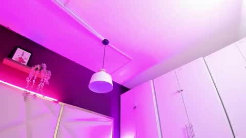 April online show from March 18, 12:10 pm