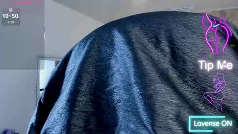  April  online show from December 5, 2:51 pm