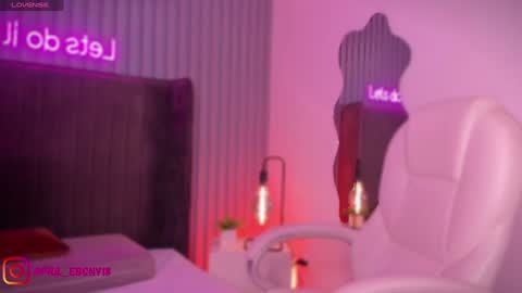 Snapshot of april_ebony18_ chatting on January 28, 10:45 am April online show from January 28, 10:45 am