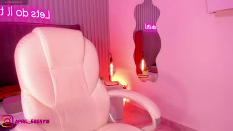 Snapshot of april_ebony18_ chatting on February 21, 10:28 am April online show from February 21, 10:28 am