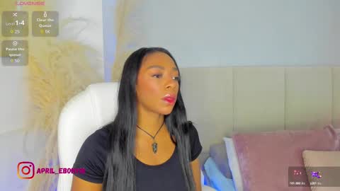 Snapshot of april_ebony18_ chatting on September 22, 10:35 am April online show from September 22, 10:35 am