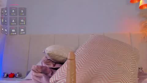 Snapshot of april_ebony18_ chatting on September 11, 1:55 pm April online show from September 11, 1:55 pm