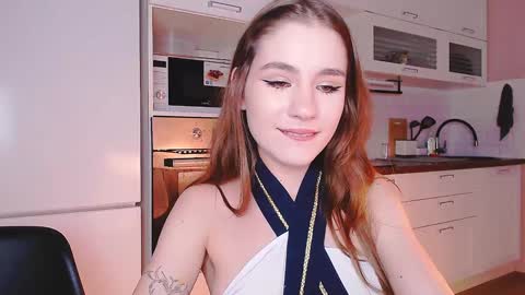 Snapshot of april_felicity chatting on December 4, 7:45 pm April online show from December 4, 7:45 pm