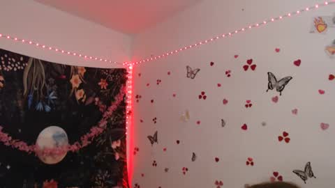 april_l6 online show from October 10, 8:58 pm