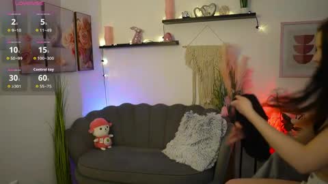 april_olsen online show from April 10, 1:28 pm