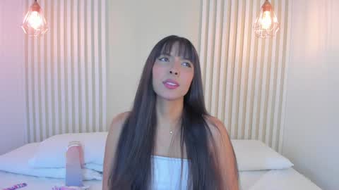 April online show from January 4, 6:52 am