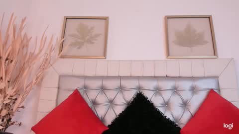 APRIL online show from December 30, 4:18 pm