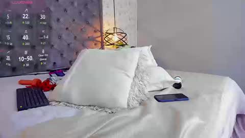 April online show from September 12, 11:23 pm