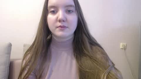 Snapshot of aquanarmin chatting on February 4, 5:53 am Josefin online show from February 4, 5:53 am