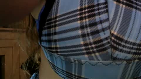 BustyPrincessLeila online show from February 1, 3:19 am