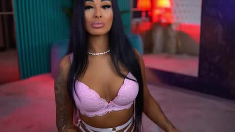 Snapshot of arabellaposh chatting on November 1, 6:17 am arabellaposh online show from November 1, 6:17 am