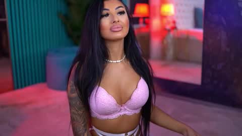 Snapshot of arabellaposh chatting on October 16, 6:27 am arabellaposh online show from October 16, 6:27 am