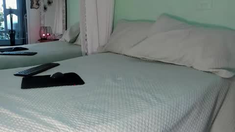 Snapshot of arabiel chatting on October 27, 10:15 pm Nadia Cyel online show from October 27, 10:15 pm