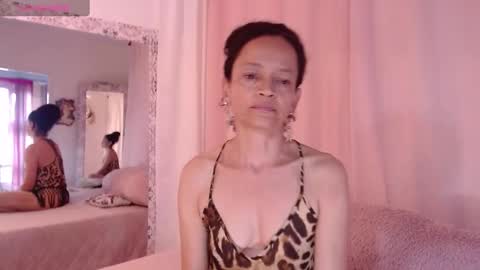 Snapshot of arabiel chatting on February 23, 7:01 pm Nadia Cyel online show from February 23, 7:01 pm