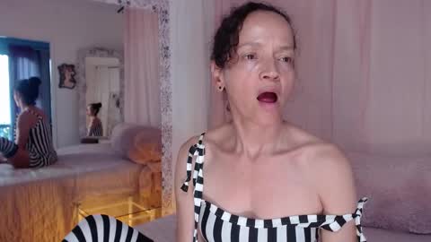 Snapshot of arabiel chatting on March 12, 10:39 pm Nadia Cyel online show from March 12, 10:39 pm