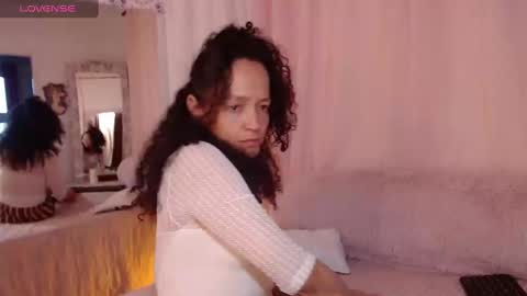 Snapshot of arabiel chatting on February 3, 10:43 pm Nadia Cyel online show from February 3, 10:43 pm