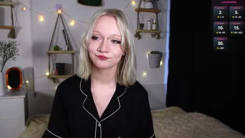 Jenny online show from October 9, 7:34 am