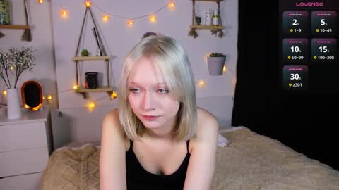 Jenny online show from October 8, 7:24 am