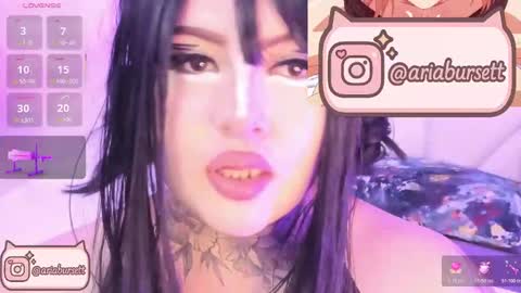 Aria  online show from November 7, 8:14 pm