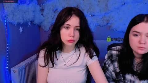 Aria online show from April 3, 7:23 pm