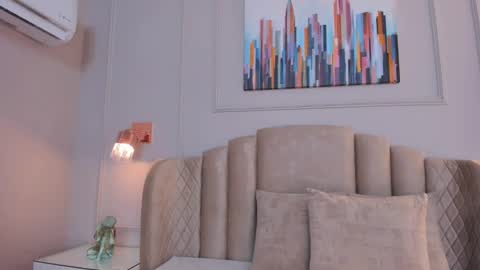 Aria  online show from December 4, 2:53 am